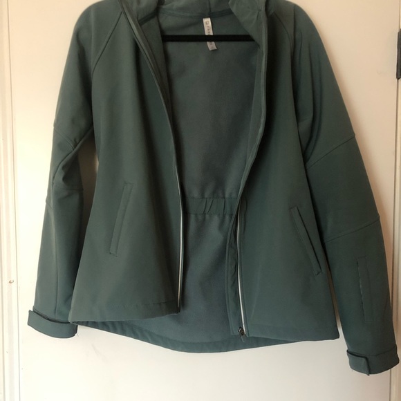 Fabletics Salma Jacket Fleece Zip Jacket All Weather Sage Green Weatherproof M - Picture 3 of 4